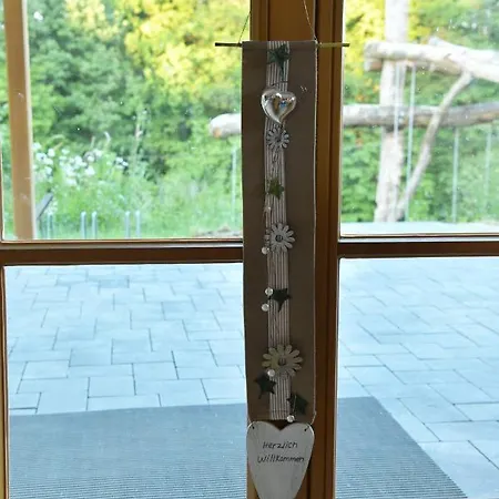 Haus Alpenrose Zum Vic * Wermelskirchen