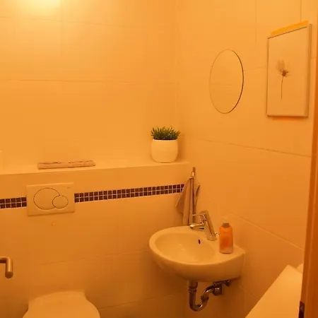 Haus Alpenrose Zum Vic Wermelskirchen