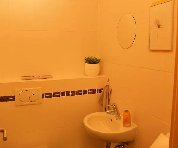 Haus Alpenrose Zum Vic Wermelskirchen